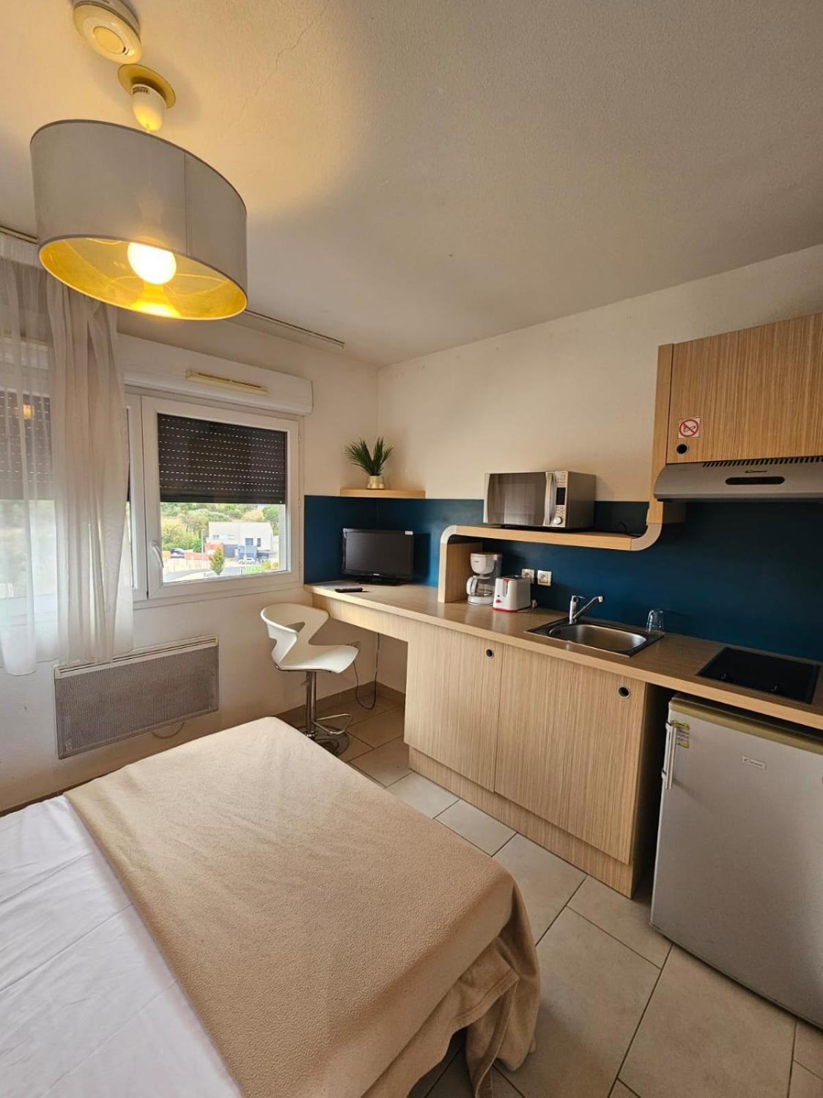 223 Studio Cosy A Perpignan Bagian luar foto