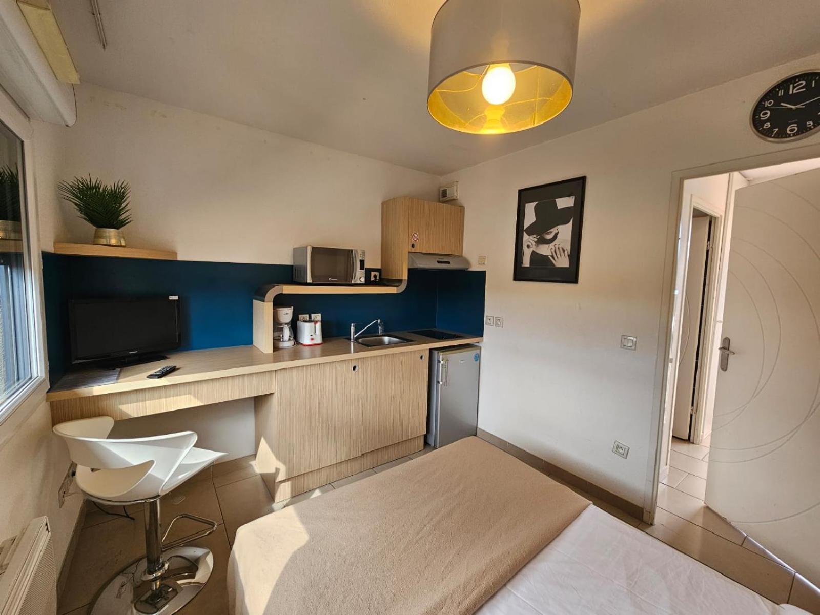 223 Studio Cosy A Perpignan Bagian luar foto